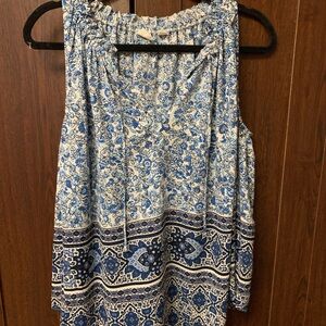 Gap Blue & Cream Floral Boho Blouse – Size Medium ✨